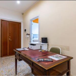 Uitgebreide Kamer met een King Size Bed